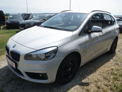 Gebraucht BMW 216 Active Tourer Sport Line 116 PS (85 kW) 2016 Weiß Van / Kleinbus
