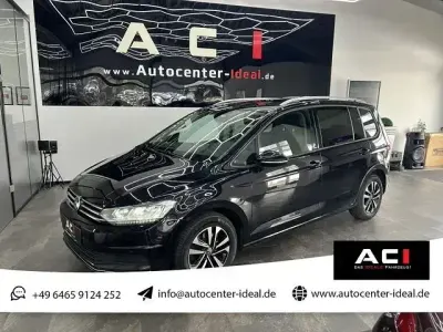 Gebraucht VW Touran United 150 PS (110 kW) 2020 Schwarz Van / Kleinbus