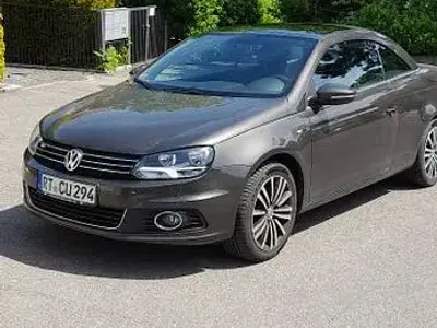 Gebraucht VW Eos 122 PS (89 kW) 2013 Braun Cabrio