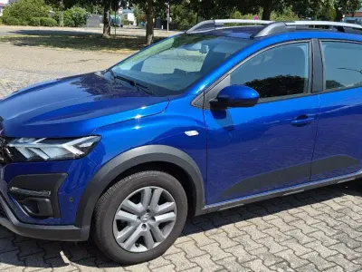 Gebraucht Dacia Sandero Stepway 101 PS (74 kW) 2022 Blau SUV