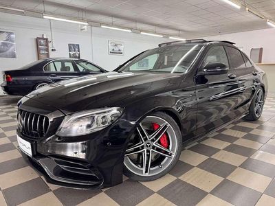 Mercedes C63 AMG