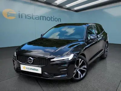 Gebraucht Volvo V60 Plus 197 PS (144 kW) 2025 Schwarz Kombi