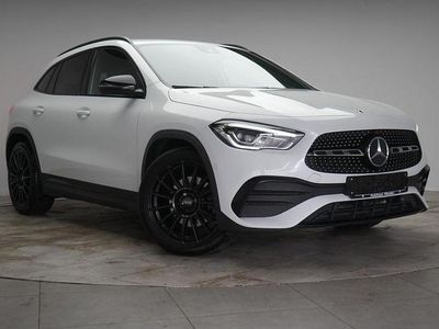 Mercedes GLA220