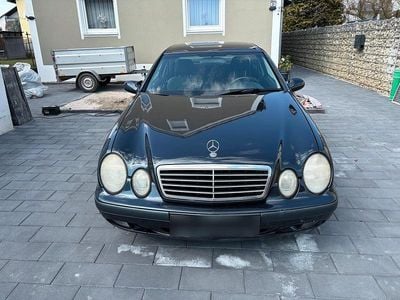 Gebraucht Mercedes CLK200 136 PS (100 kW) 1997 Schwarz Coupé