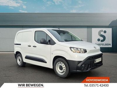Neu Toyota Proace City City 100 kW (136 PS) 2025 Ice white Van / Kleinbus