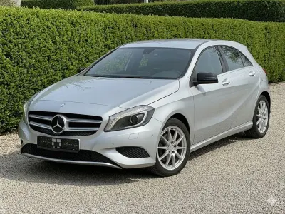 Gebraucht Mercedes A200 156 PS (114 kW) 2014 Silber Limousine