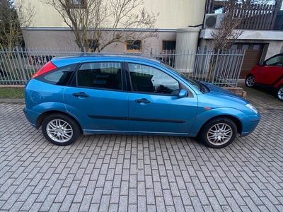 gebraucht Ford Focus 1.6