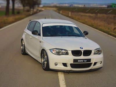 Gebraucht BMW 118 Sport Line 143 PS (105 kW) 2011 Weiß Kleinwagen