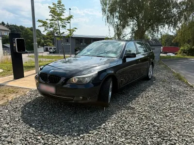 Gebraucht BMW 525 218 PS (160 kW) 2008 Schwarz Kombi