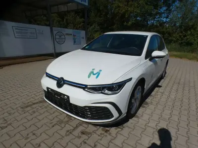 Gebraucht VW Golf VIII GTE 245 PS (180 kW) 2022 Pure white Limousine
