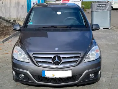 Gebraucht Mercedes B170 116 PS (85 kW) 2009 Grau Van / Kleinbus