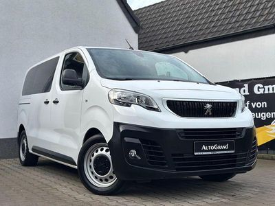 Gebraucht Peugeot Expert 179 PS (131 kW) 2019 Weiß Van