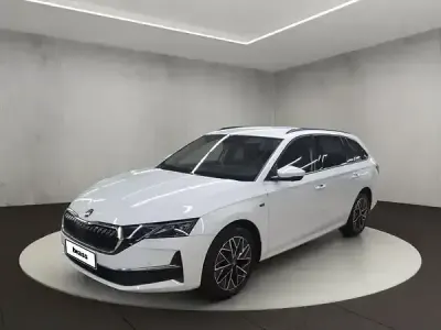 Używany Skoda Octavia Selection 150 KM (110 kW) 2025 Biały Kombi