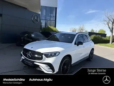 Gebraucht Mercedes GLC200 AMG 204 PS (150 kW) 2025 Unilack polarweiß SUV