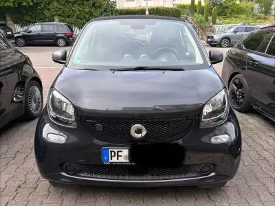 Gebraucht Smart ForTwo Electric Drive 60 kW (82 PS) 2019 Schwarz Coupé