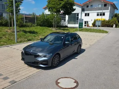 Gebraucht BMW 320 M Sport 190 PS (139 kW) 2020 Grau Kombi