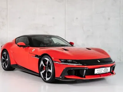 Nouă Ferrari 12 Cilindri 831 CP (611 kW) 2026 Roșu