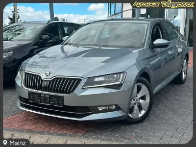 Gebraucht Skoda Superb Ambition 150 PS (110 kW) 2017 Grau Limousine