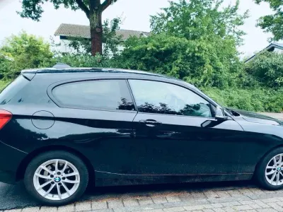 Gebraucht BMW 116 136 PS (100 kW) 2014 Schwarz Kleinwagen