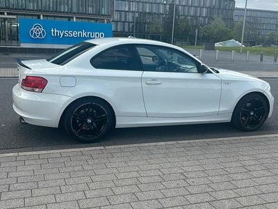 Usata BMW 120 Coupé 190 CV (139 kW) 2011 Bianco Coupé