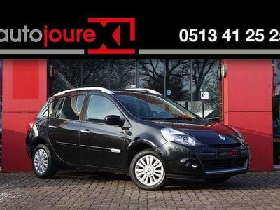 Schwarz Gebraucht 2011 Renault Clio II Collection Kombi | 3.850 € (Fairer Preis)