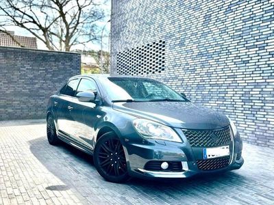 gebraucht Suzuki Kizashi 2x4 2,4L Sport *klima*Szh*Xenon*parksensor*