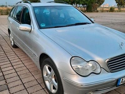 Mercedes C240