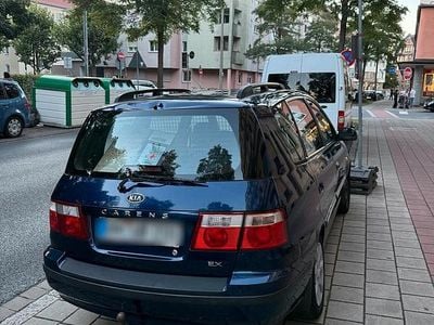 Kia Carens