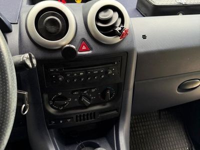 Peugeot 1007