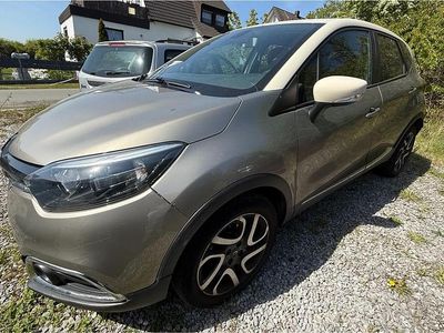 Occasion Renault Captur Experience 90 ch (66 kW) 2015 Beige SUV