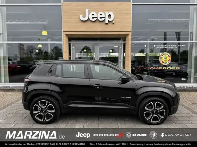 Gebraucht Jeep Avenger Altitude 101 PS (74 kW) 2023 Schwarz SUV