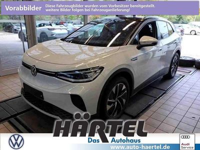 Gletscherweiss (white), metallic Gebraucht 2021 VW ID.4 Pro Performance SUV | 28.900 € (Etwas zu teuer)