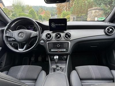Mercedes CLA180