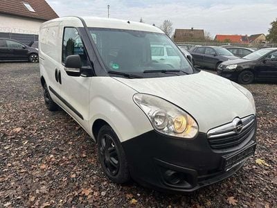 Gebraucht Opel Combo 95 PS (69 kW) 2015 Weiß Van / Kleinbus