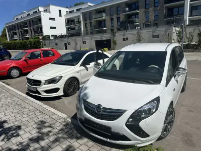 Gebraucht Opel Zafira Tourer Sport 165 PS (121 kW) 2013 Weiß Van / Kleinbus