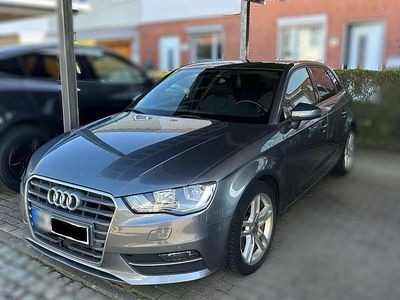 Gebraucht Audi A3 Ambition 150 PS (110 kW) 2014 Grau Limousine
