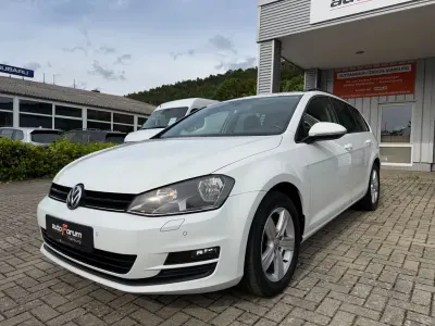 Gebraucht VW Golf VII Comfortline 110 PS (80 kW) 2014 Weiß Kombi