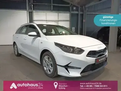 Gebraucht Kia Ceed Sportswagon Vision 101 PS (74 kW) 2025 (wd) cararraweiss Kombi