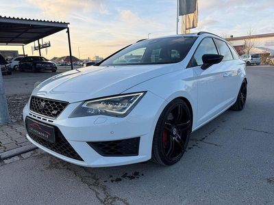 Weiß Gebraucht 2016 Seat Leon ST Cupra 290 Kombi | 17.670 € (Etwas zu teuer)