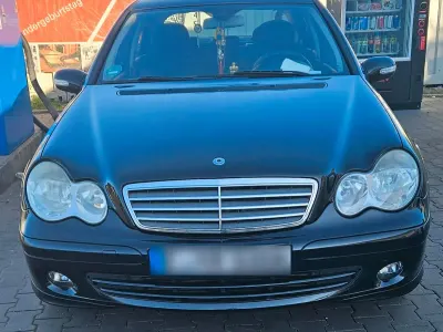 Gebraucht Mercedes C180 143 PS (105 kW) 2006 Schwarz Limousine