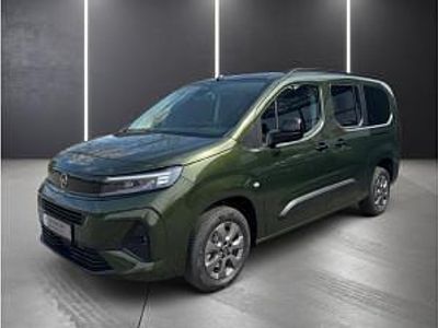 Nuova Opel Combo Edition 131 CV (96 kW) 2026 Verde Monovolume