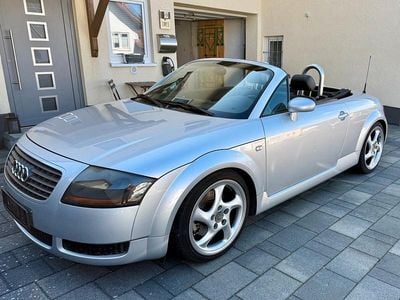 Second-hand Audi TT Roadster Design 180 CP (132 kW) 2000 Argintiu Cabrio