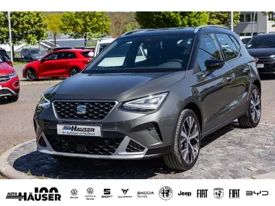 Gebraucht Seat Arona Xperience 110 PS (80 kW) 2023 Grau SUV