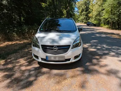 Gebraucht Opel Meriva Color Edition 120 PS (88 kW) 2015 Weiß Van / Kleinbus