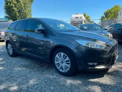 Gebraucht Ford Focus Business Edition 125 PS (91 kW) 2018 Grau Kombi