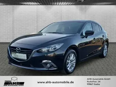 Używany Mazda 3 Center-Line 105 KM (77 kW) 2016 Czarny Sedan/Limuzyna