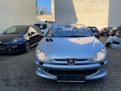 gebraucht Peugeot 206 CC Platinum *KLIMAAUTO*SHZ*LEDER*ERST115TKM*TÜV