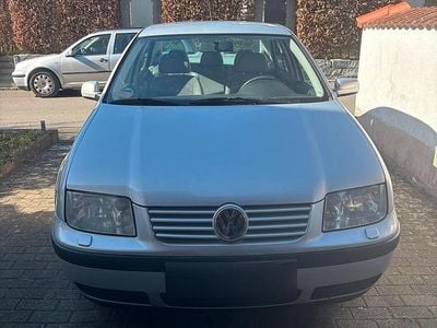 Usata VW Bora 115 CV (84 kW) 1998 Argento Berlina
