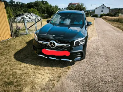 Gebraucht Mercedes GLB220 AMG line 190 PS (139 kW) 2022 Schwarz SUV