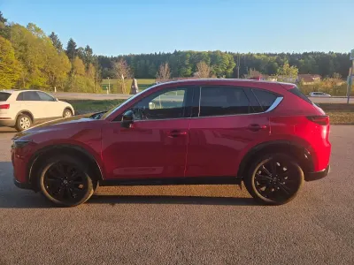 Używany Mazda CX-5 Homura-Line 194 KM (142 kW) 2023 Czerwony SUV